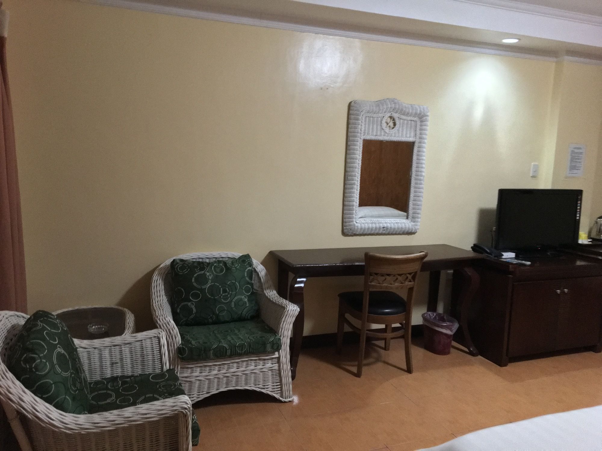 Malay Oro Beach Resort מראה חיצוני תמונה